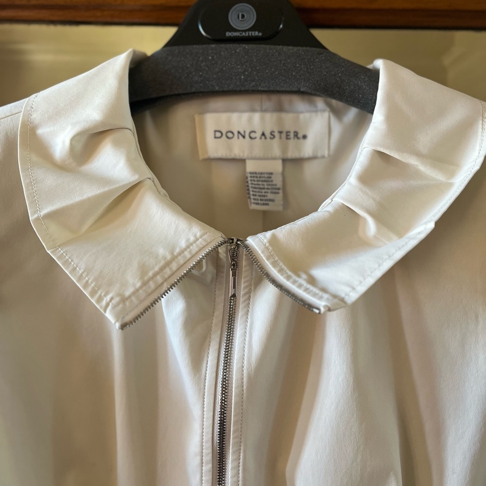 Jacket - Picture 3 of 10